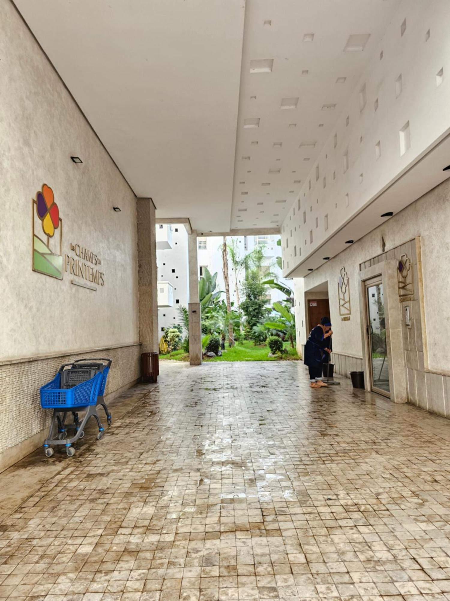 Mia Appartement N2 - Elegance, Confort Et Serenite Casablanca Exterior foto